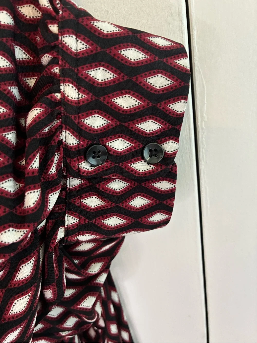 Lane Bryant Burgundy and Cream Geometric V-Neck Long Sleeve Top 26/28